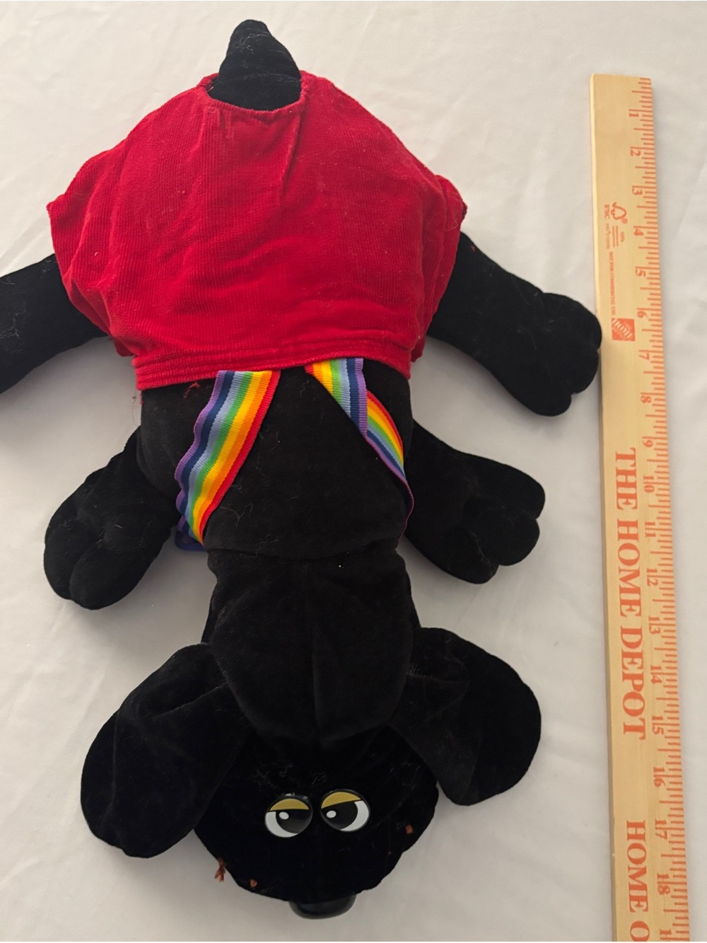 Vintage Pound Puppy 1980’s Black with Red Corduroy Jumper - Picture 8 of 9